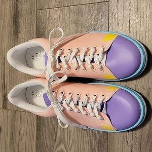 True time unique shoes